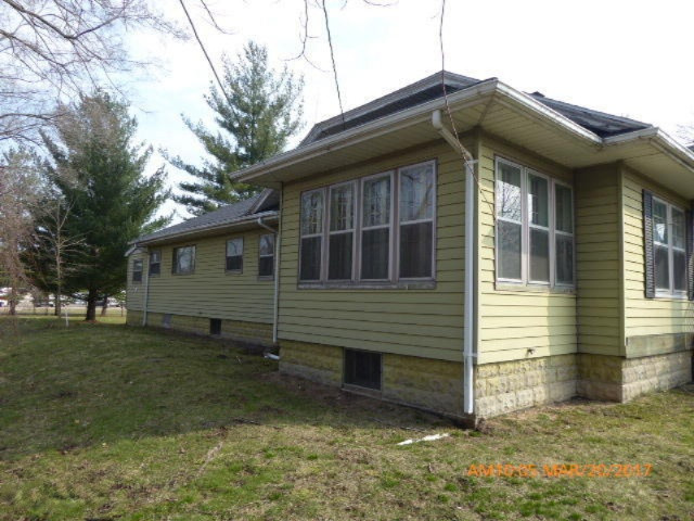 3625 West Shawnee Road Bridgman, MI 49106 - Photo 4 of 22 3 20 17 (11)