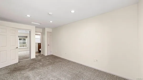 an empty room with closet