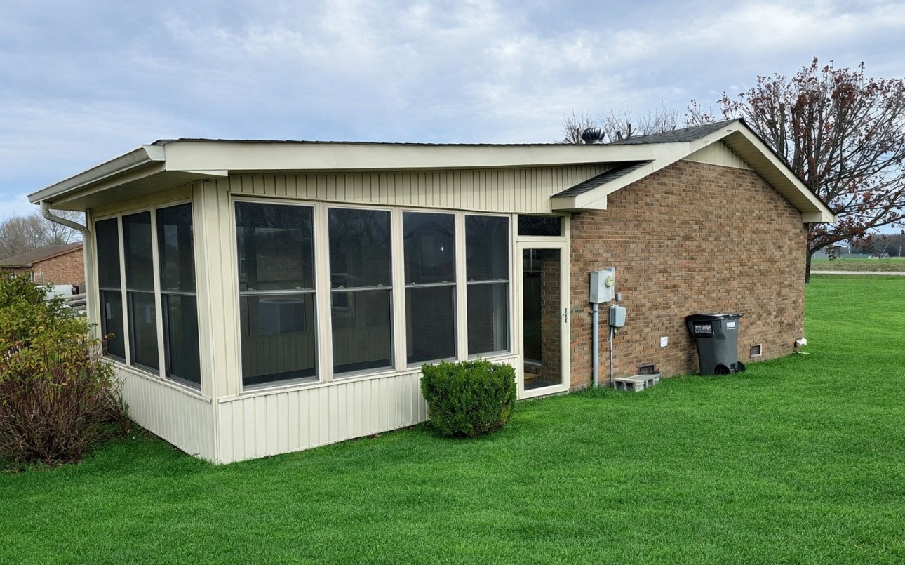 3508 Highway 259 Portland, TN 37148 - Photo 4 of 18 a view of a house with a yard