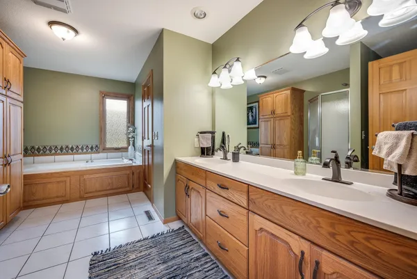 $539,000 | 1960 Knollwood Drive, Fairmont, MN 56031