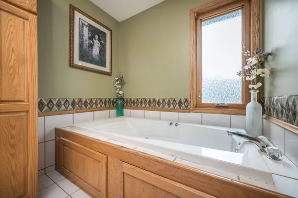 $539,000 | 1960 Knollwood Drive, Fairmont, MN 56031