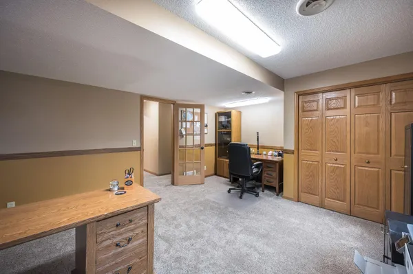 $539,000 | 1960 Knollwood Drive, Fairmont, MN 56031