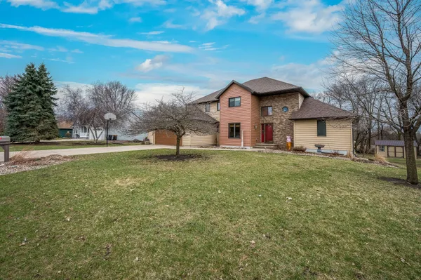 $539,000 | 1960 Knollwood Drive, Fairmont, MN 56031