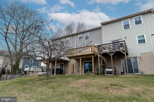 a house view with a outdoor space