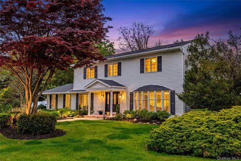 $999,999 | Undisclosed Address, Hauppauge, NY 11788