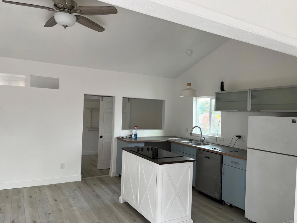 697 Ocean View Avenue Encinitas, CA 92024 - Photo 38 of 49 ADU kitchen