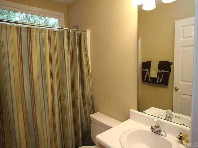 2004 Firth Of Tay Way Raleigh, NC 27603 - Photo 10 of 12 Gallery Image 10