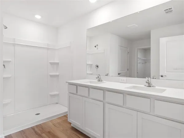 $2,200 | 7208 Southeast 113th Place, Belleview, FL 34420