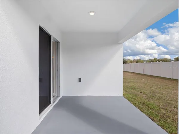 $2,200 | 7208 Southeast 113th Place, Belleview, FL 34420