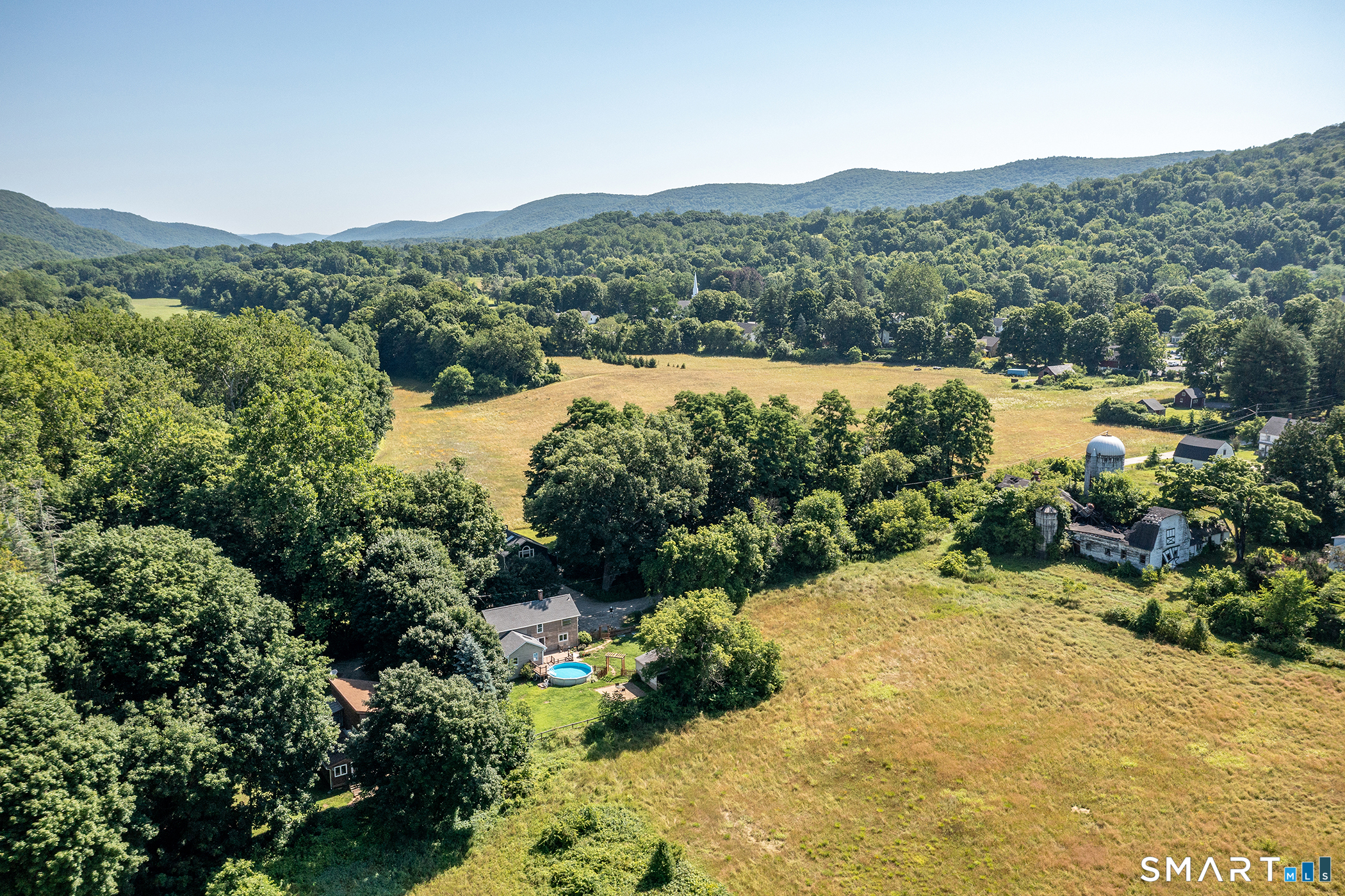 39 Johnson Road Kent, CT 06757 - Photo 7 of 28