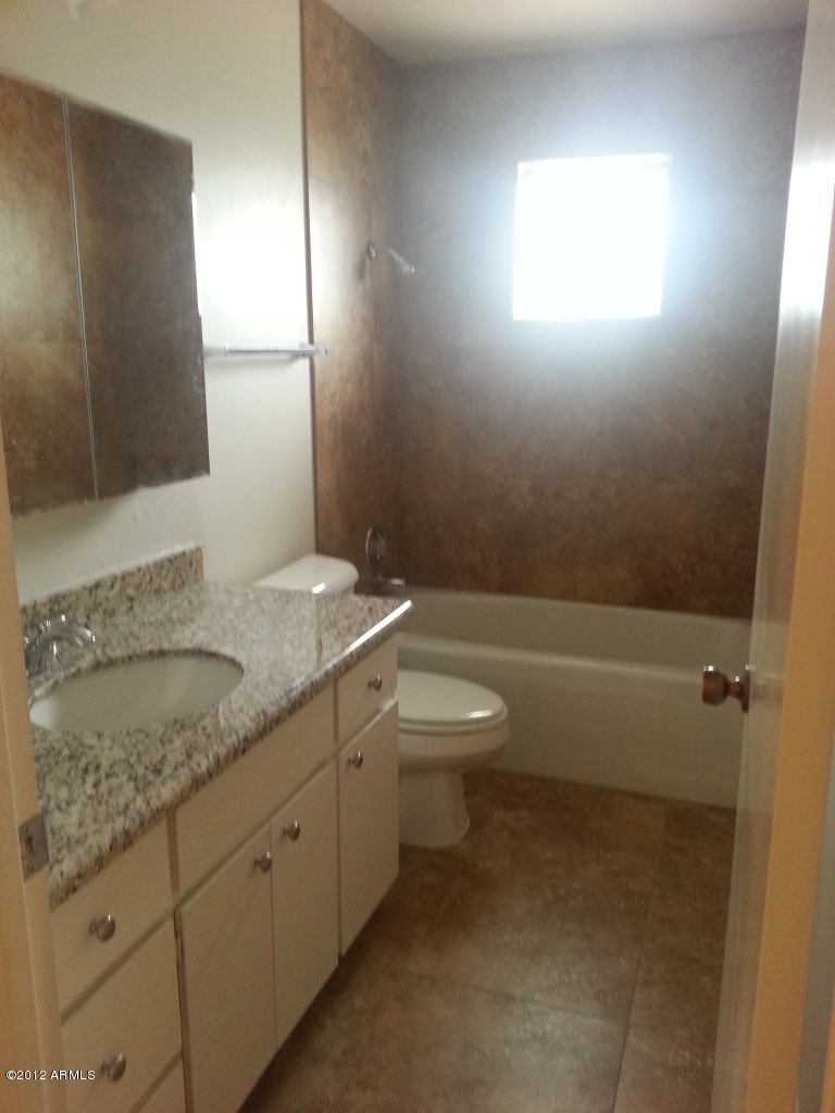6033 East Colby Road Mesa, AZ 85205 - Photo 4 of 7 20121117_123118