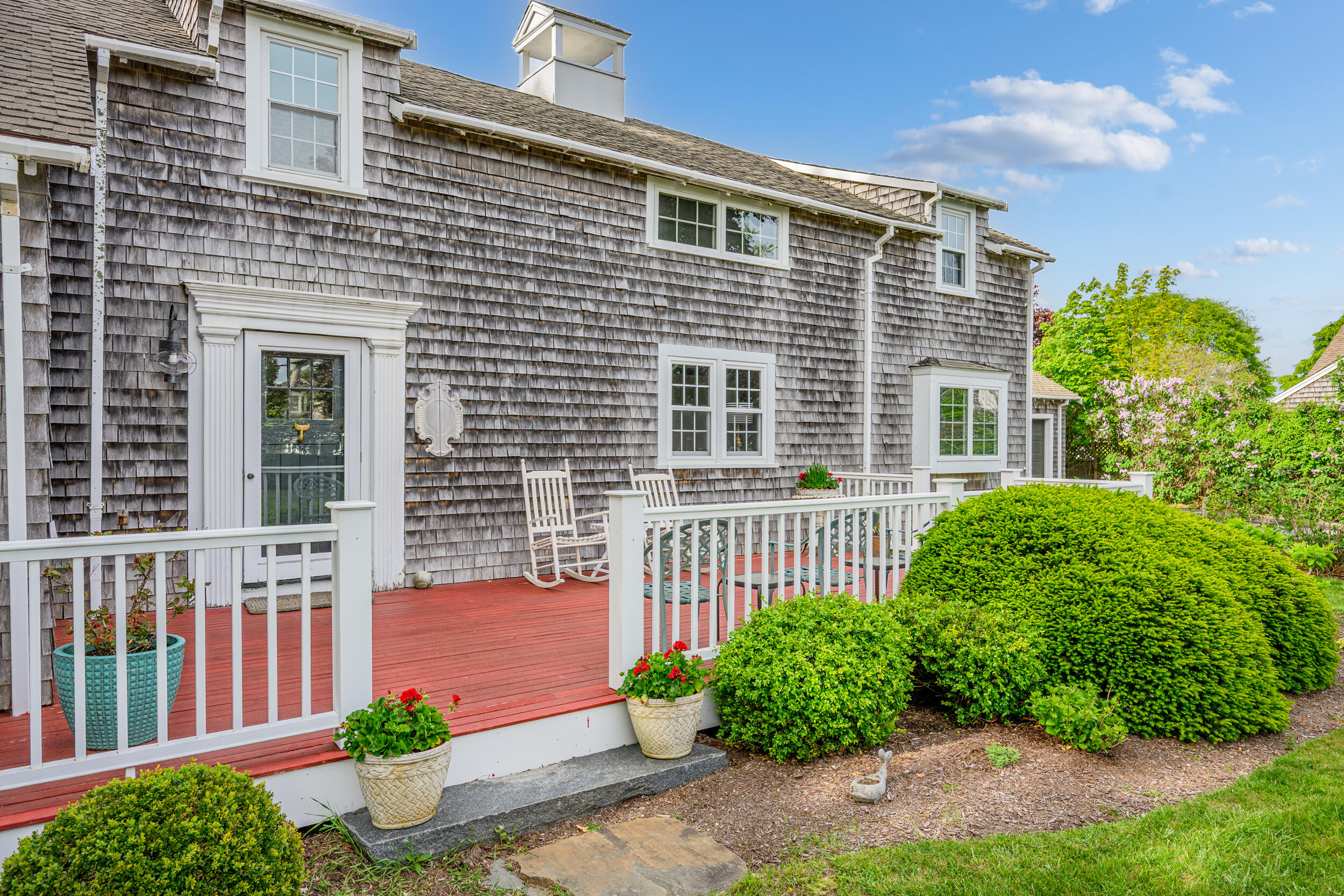 46 Washington Avenue Hyannis Port, MA 02601 - Photo 4 of 75 Front Entry