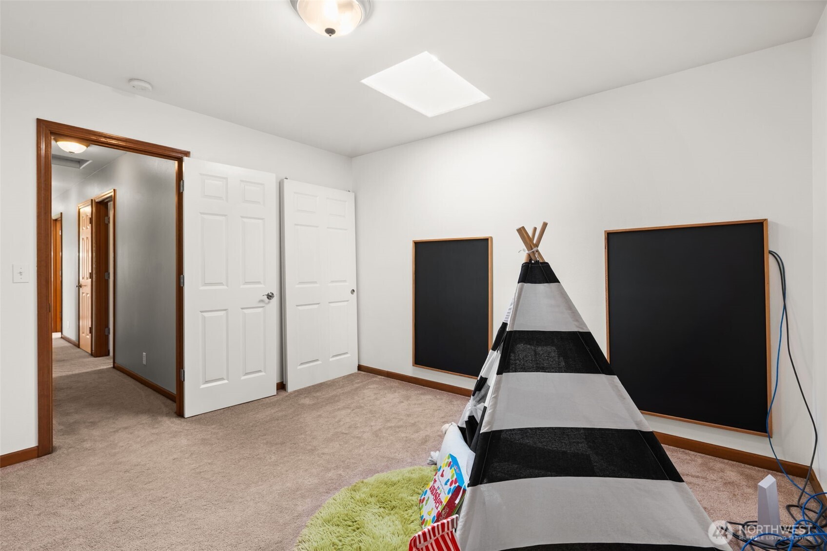 24270 Port Gamble Road Northeast Poulsbo, WA 98370 - Photo 23 of 40 Gallery Image 23