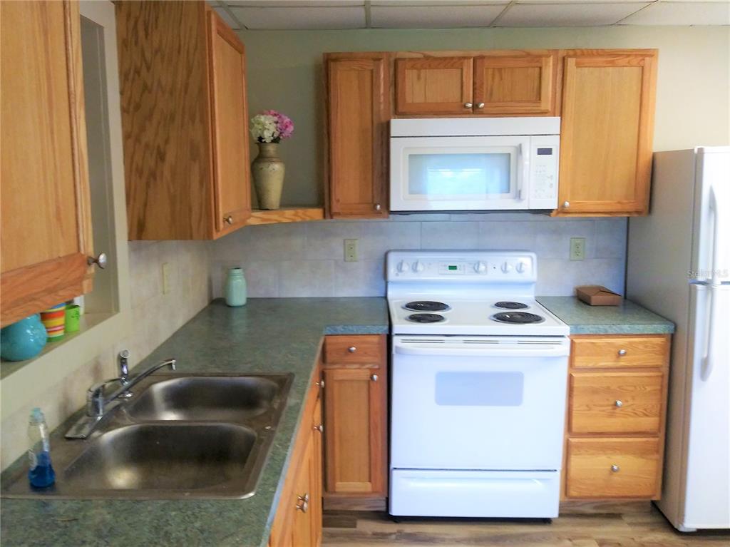 1673 Blackwelder Road De Leon Springs, FL 32130 - Photo 4 of 27