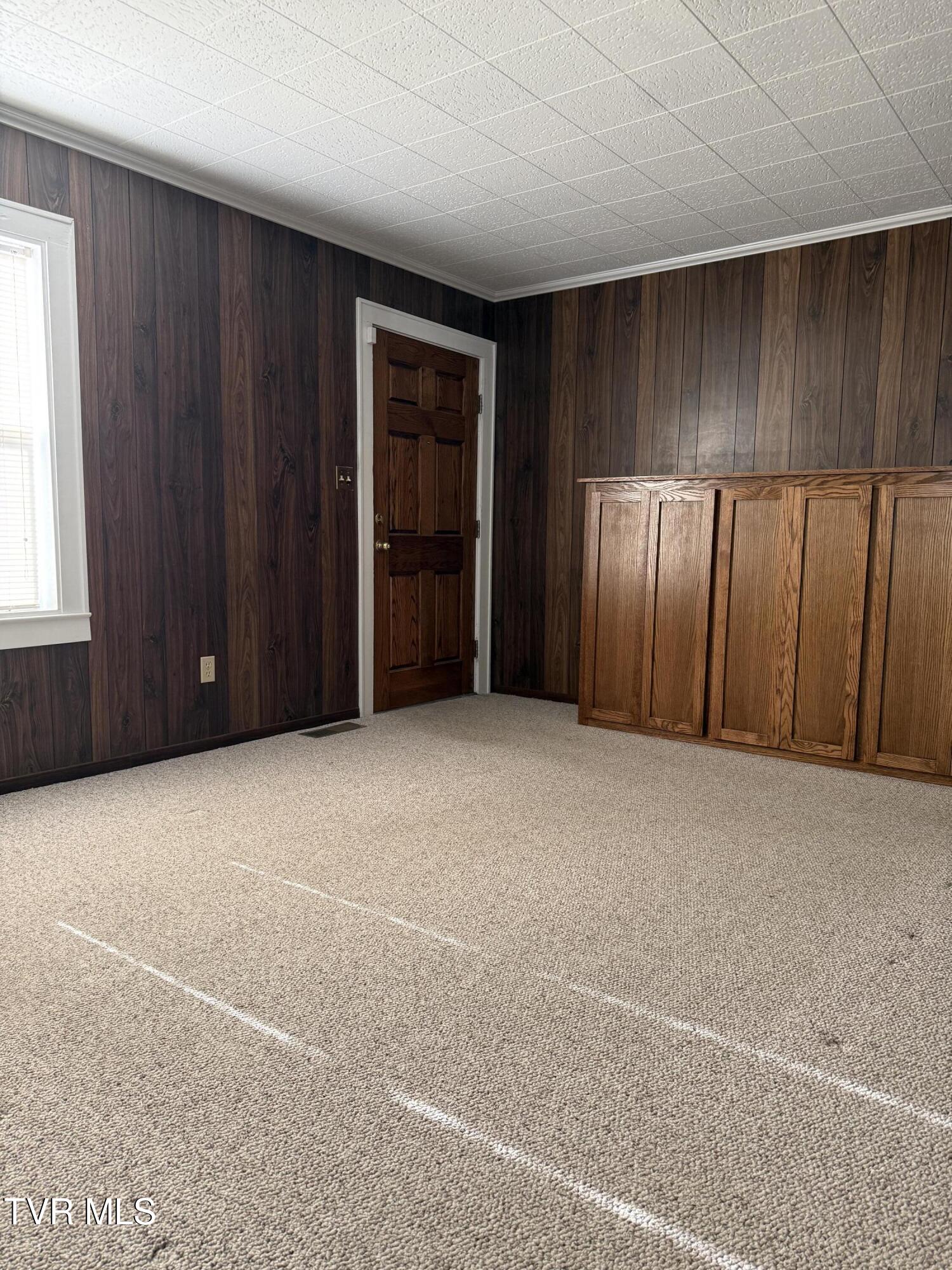 709 South 2nd Street Elizabethton, TN 37643 - Photo 16 of 37 IMG_6283