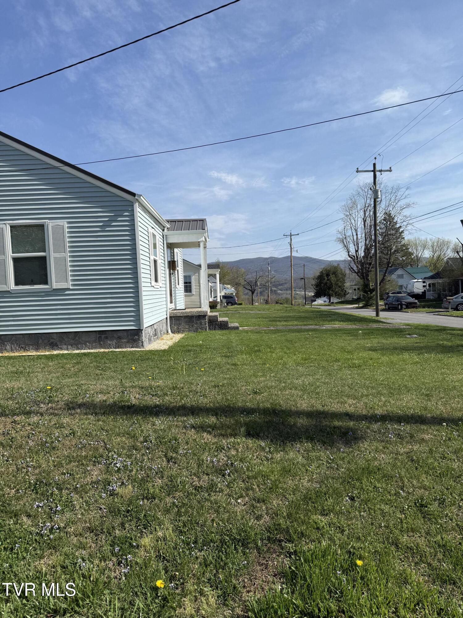 709 South 2nd Street Elizabethton, TN 37643 - Photo 28 of 37 IMG_6297