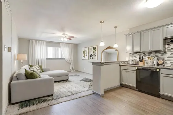 $1,250 | 3870 Tulsa Way, Unit 12, Fort Worth, TX 76107