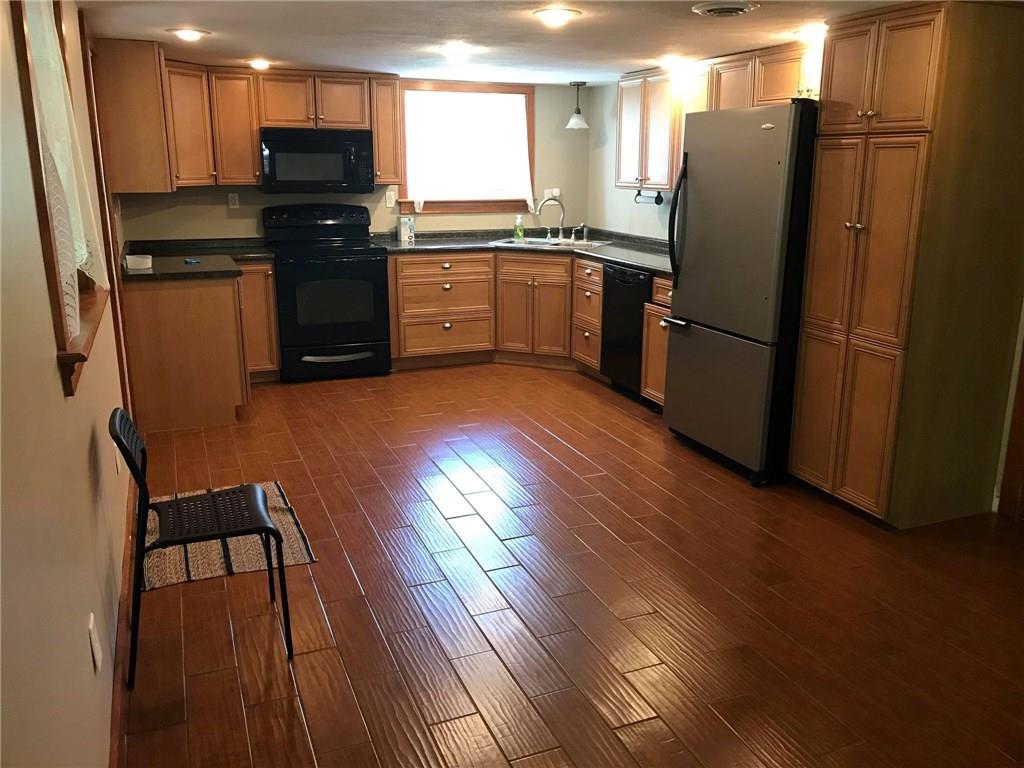 118 Morris Hollow Road Smock, PA 15480 - Photo 4 of 23
