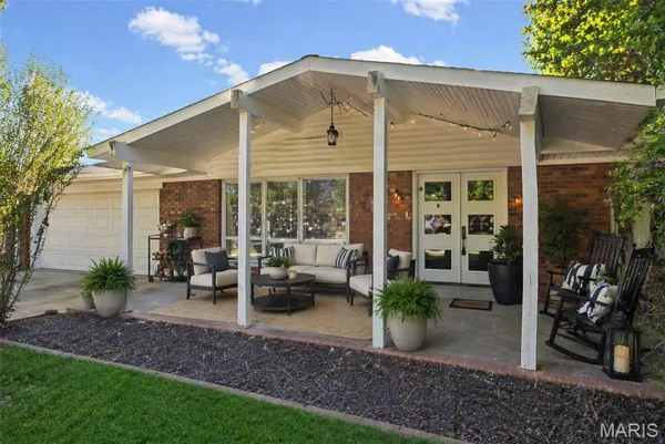 $250,000 | 9 Joseph Drive, Fairview Heights, IL 62208