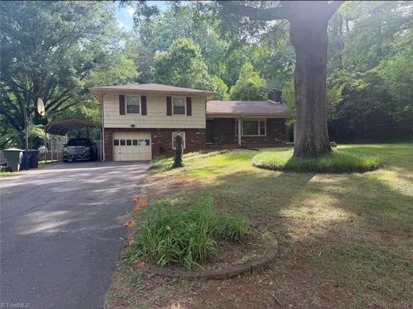 $299,900 | 2050 Independence Road, Winston-Salem, NC 27106