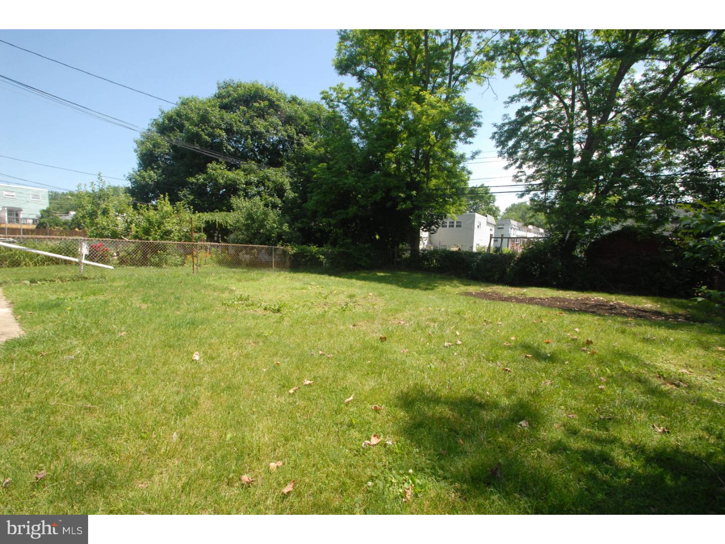 12201 Aster Road Philadelphia, PA 19154 - Photo 4 of 25 Back Yard