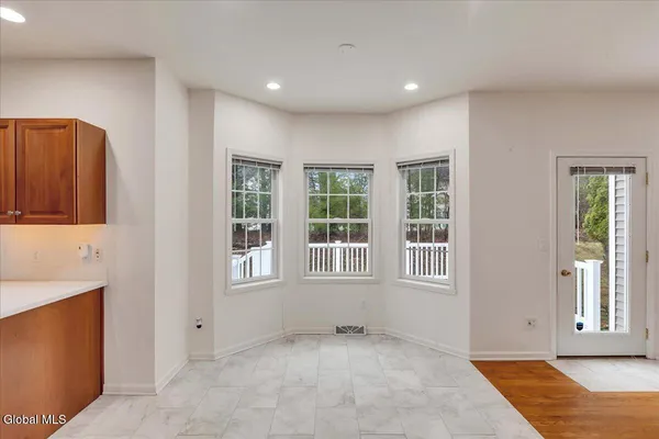 $475,000 | 36 Oakmont Street, Niskayuna, NY 12309