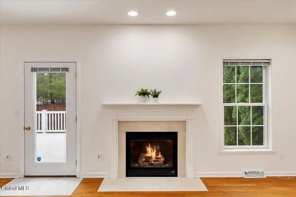 $475,000 | 36 Oakmont Street, Niskayuna, NY 12309