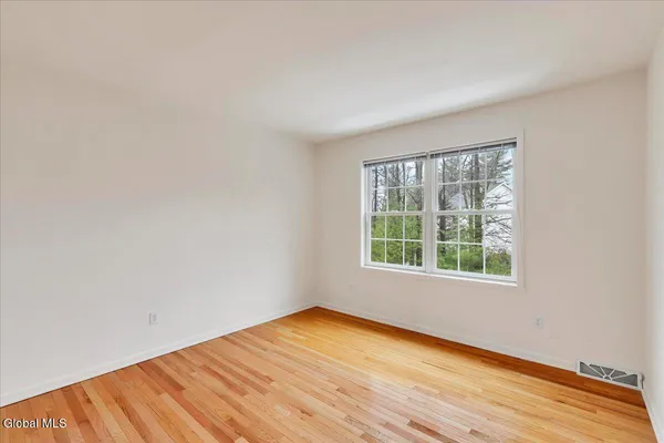 $475,000 | 36 Oakmont Street, Niskayuna, NY 12309