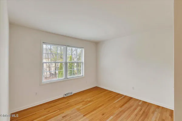 $475,000 | 36 Oakmont Street, Niskayuna, NY 12309