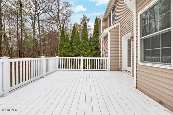 $475,000 | 36 Oakmont Street, Niskayuna, NY 12309
