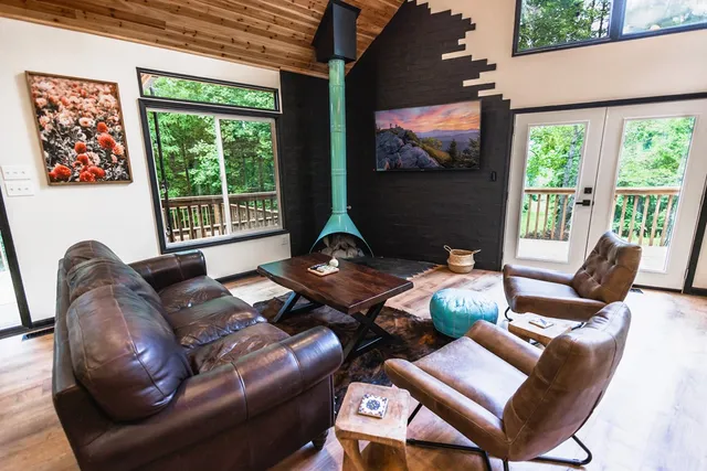 $640,000 | 2 Watson Gap Road, Mineral Bluff, GA 30559