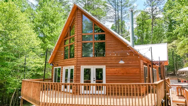 $640,000 | 2 Watson Gap Road, Mineral Bluff, GA 30559