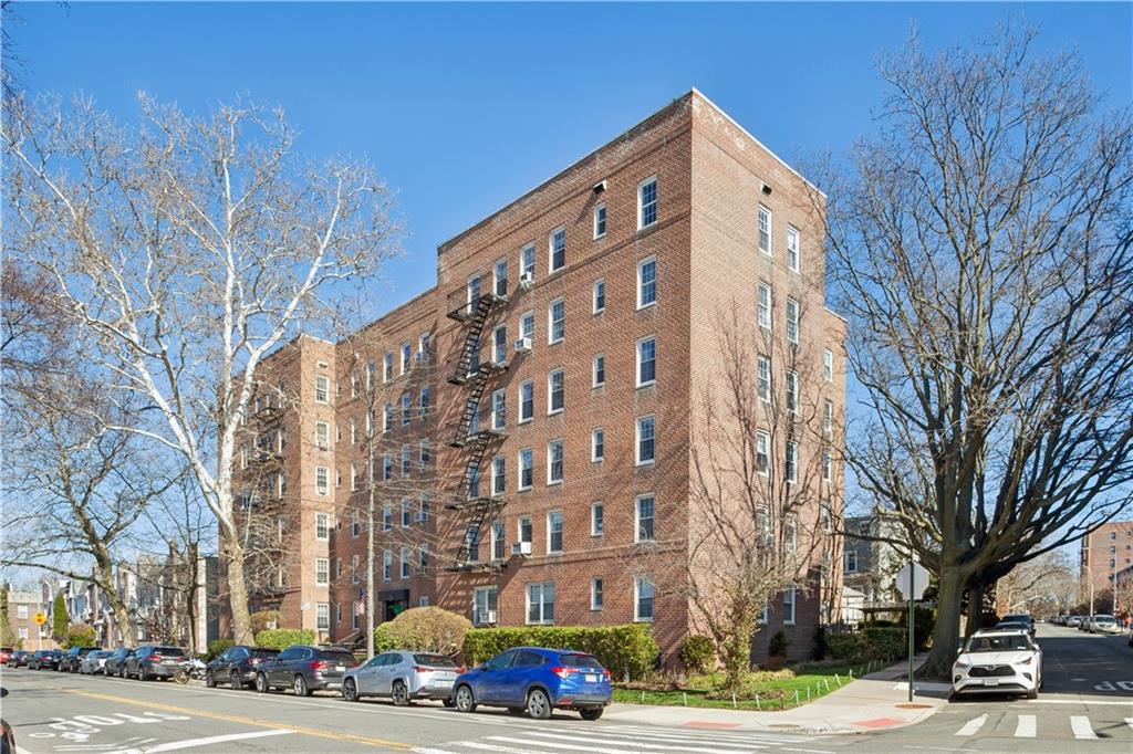 6665 Colonial Road, Unit 4C Brooklyn, NY 11220 - Photo 9 of 10