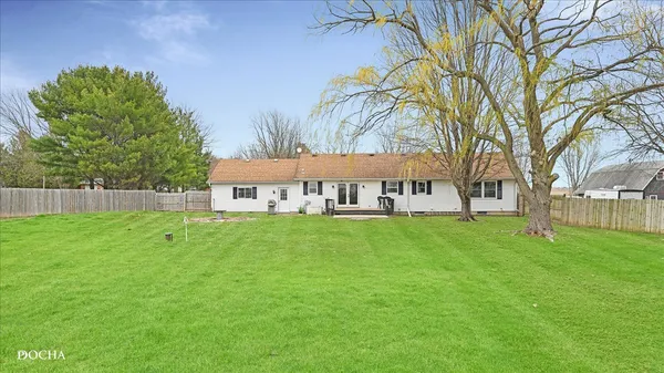 $300,000 | 18175 Folker Road, Morrison, IL 61270