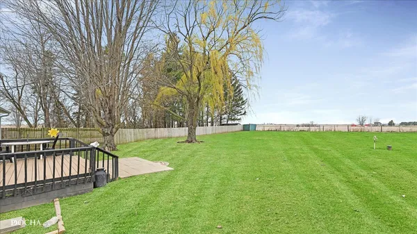 $300,000 | 18175 Folker Road, Morrison, IL 61270