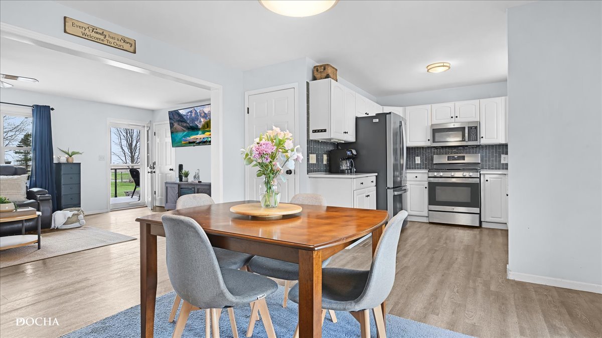 18175 Folker Road Morrison, IL 61270 - Photo 6 of 27