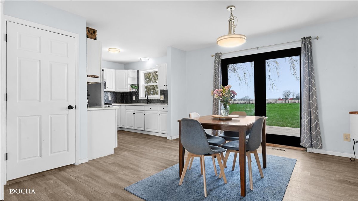 18175 Folker Road Morrison, IL 61270 - Photo 7 of 27