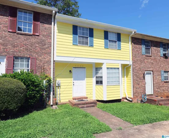 $89,900 | 5806 Woodgate Circle, Anniston, AL 36206