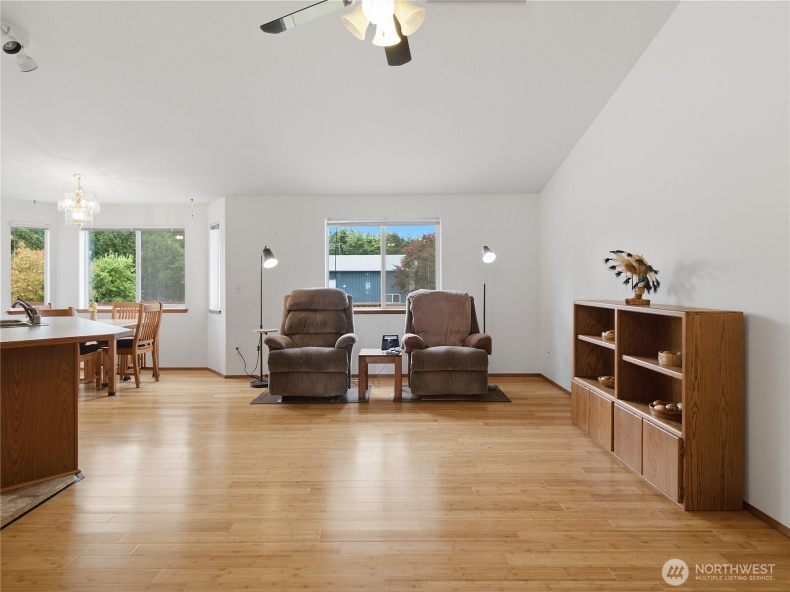 18828 Loganberry Street Southwest Rochester, WA 98579 - Photo 5 of 33