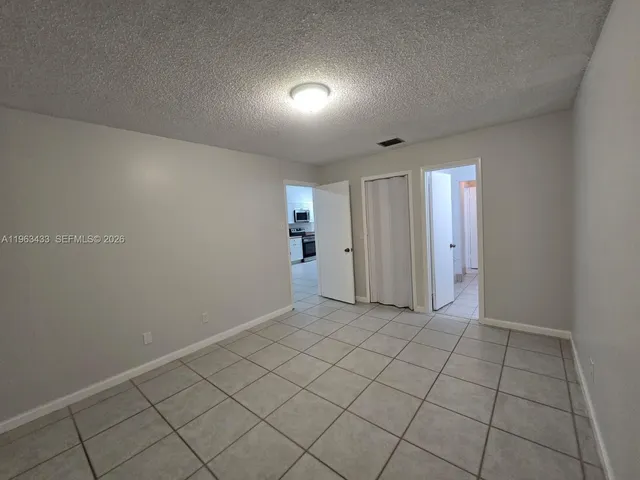 $2,400 | 9287 Northwest 18th Street, Pembroke Pines, FL 33024