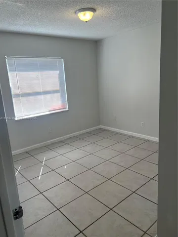 $2,400 | 9287 Northwest 18th Street, Pembroke Pines, FL 33024