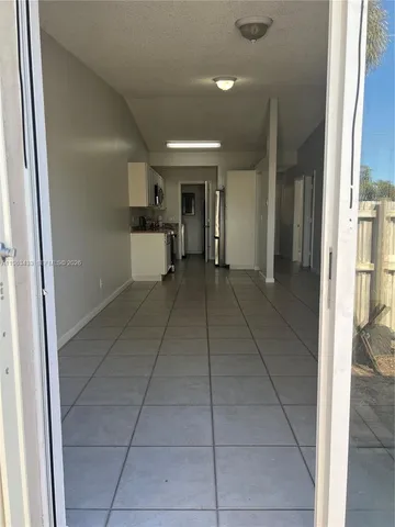 $2,400 | 9287 Northwest 18th Street, Pembroke Pines, FL 33024