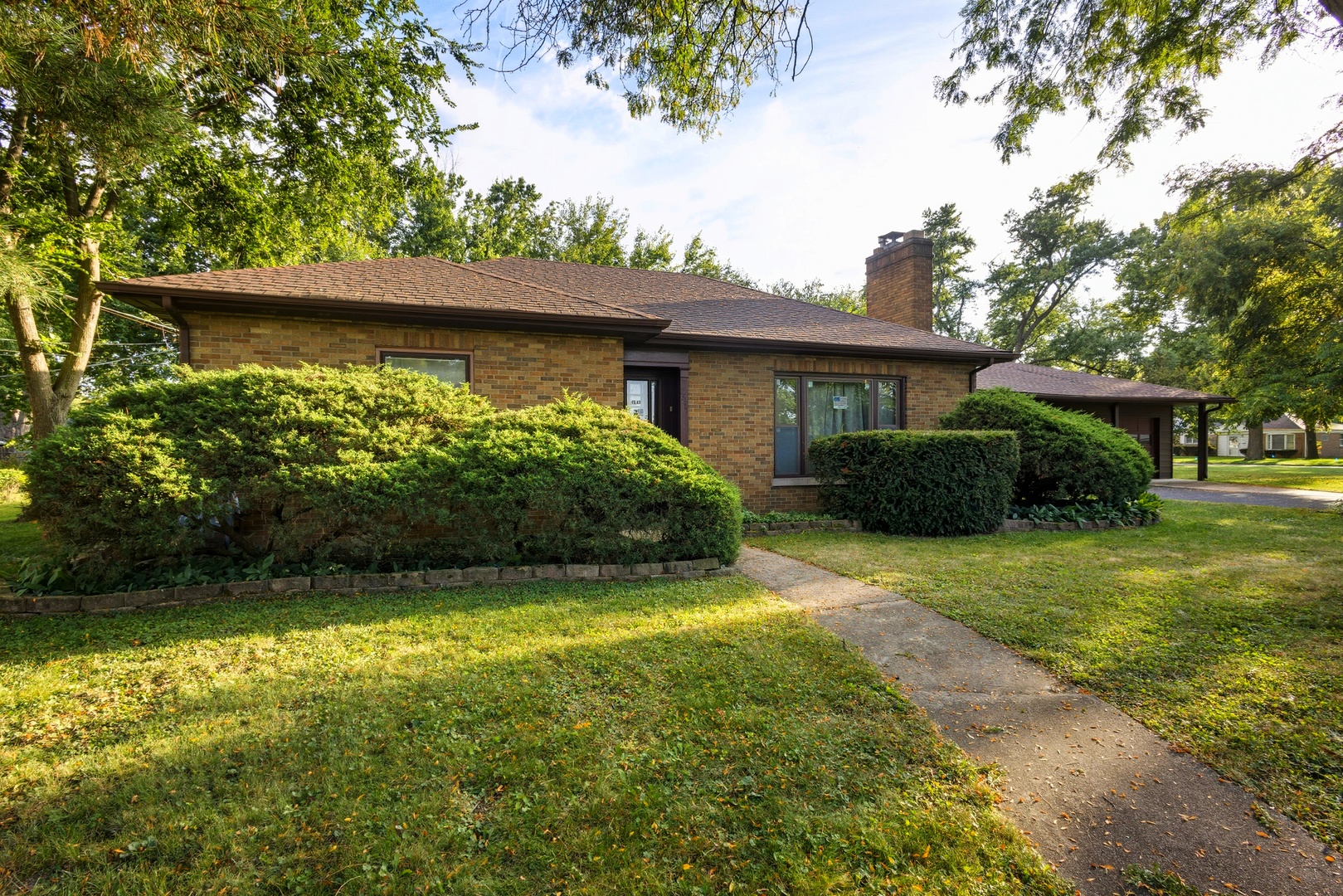 2347 Spruce Road Homewood, IL 60430 - Photo 3 of 42