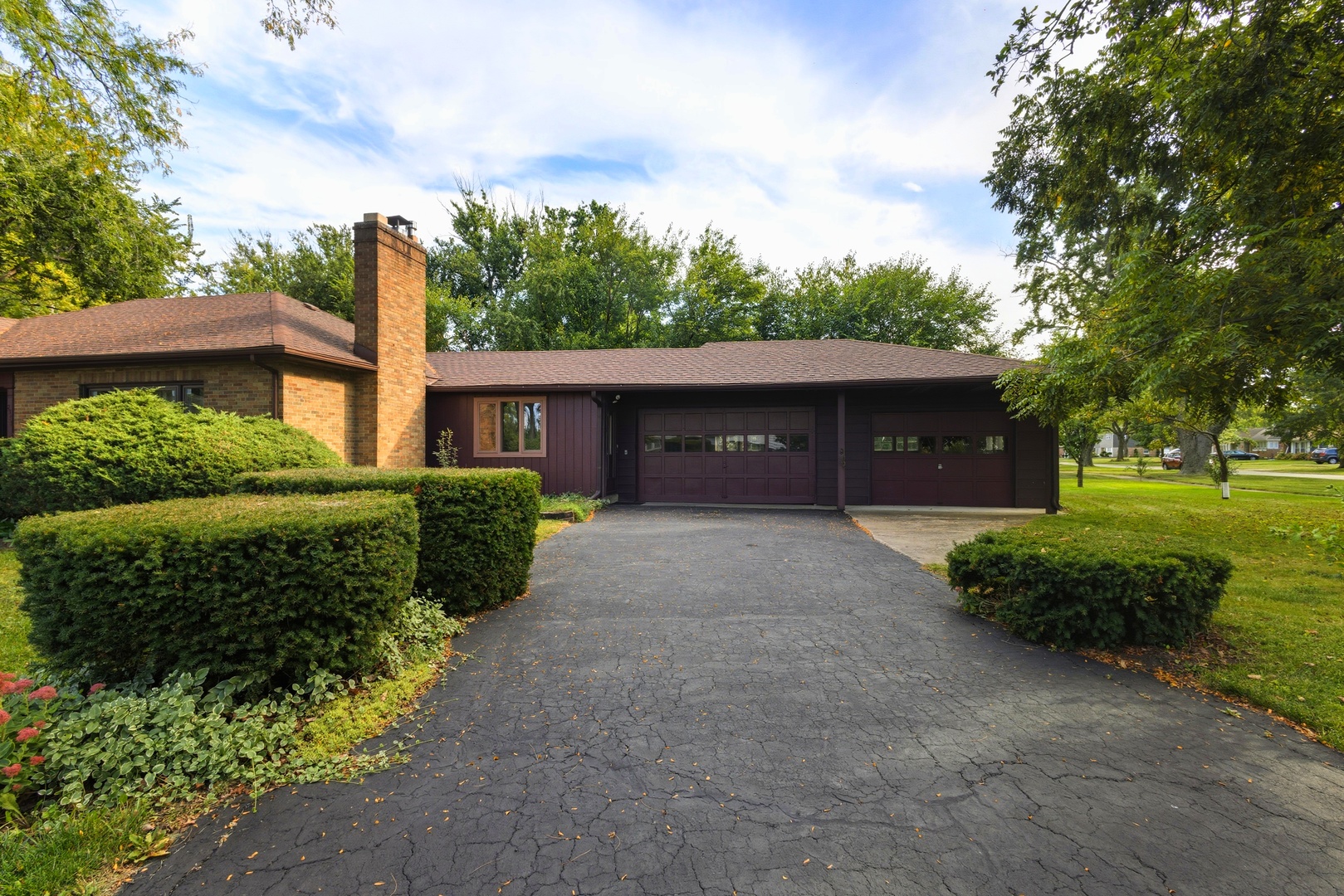 2347 Spruce Road Homewood, IL 60430 - Photo 5 of 42