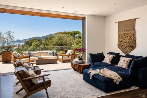 $5,388,000 | 4755 Paradise Drive, Tiburon, CA 94920