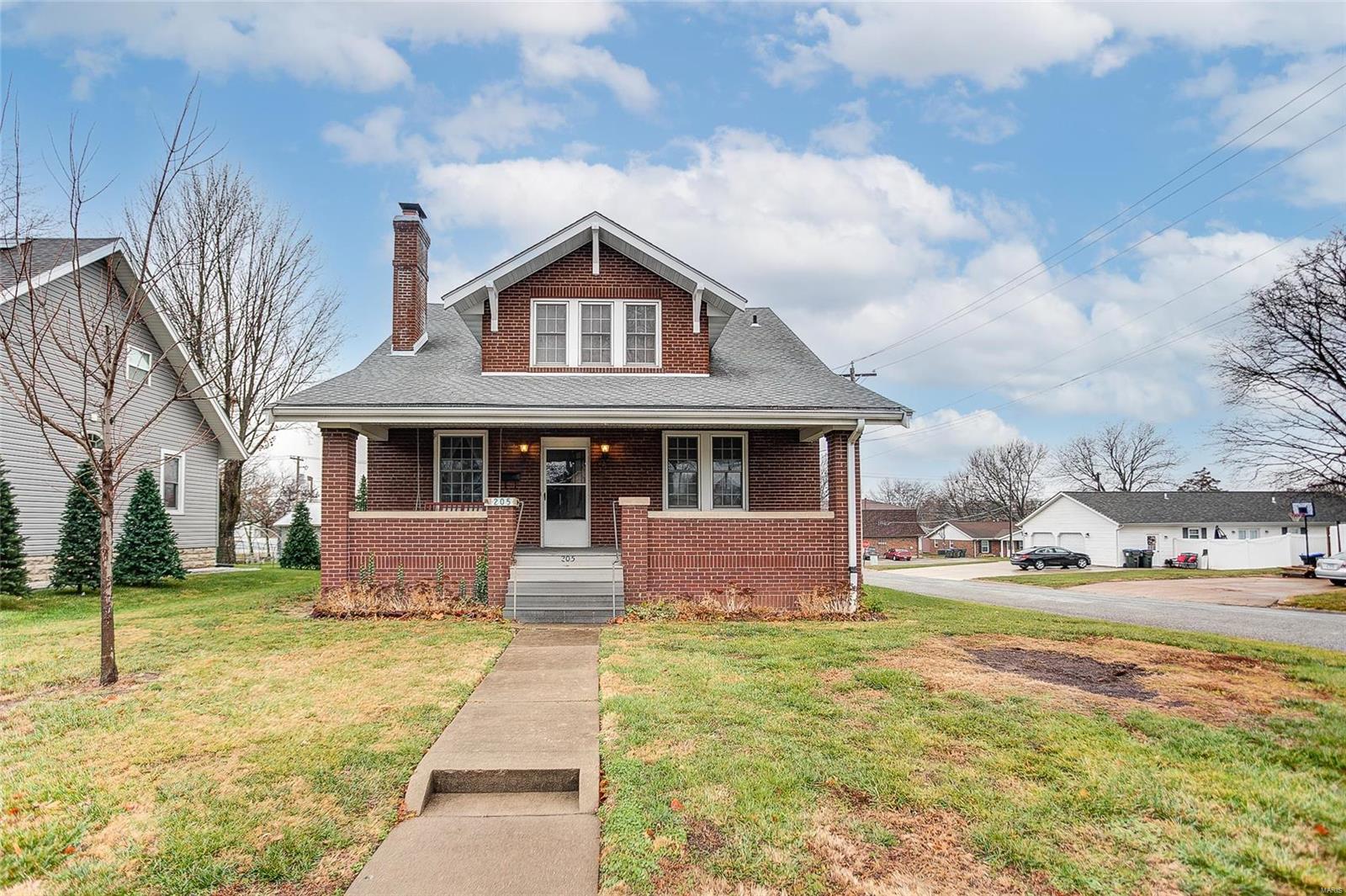 205 Locust Street Red Bud, IL 62278 - Photo 1 of 41