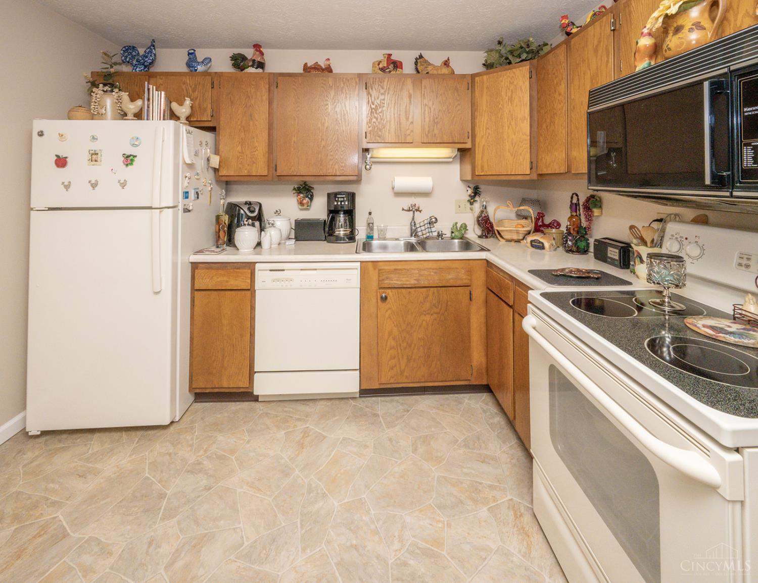 541 Davis Road, Unit 10 Cincinnati, OH 45255 - Photo 14 of 19