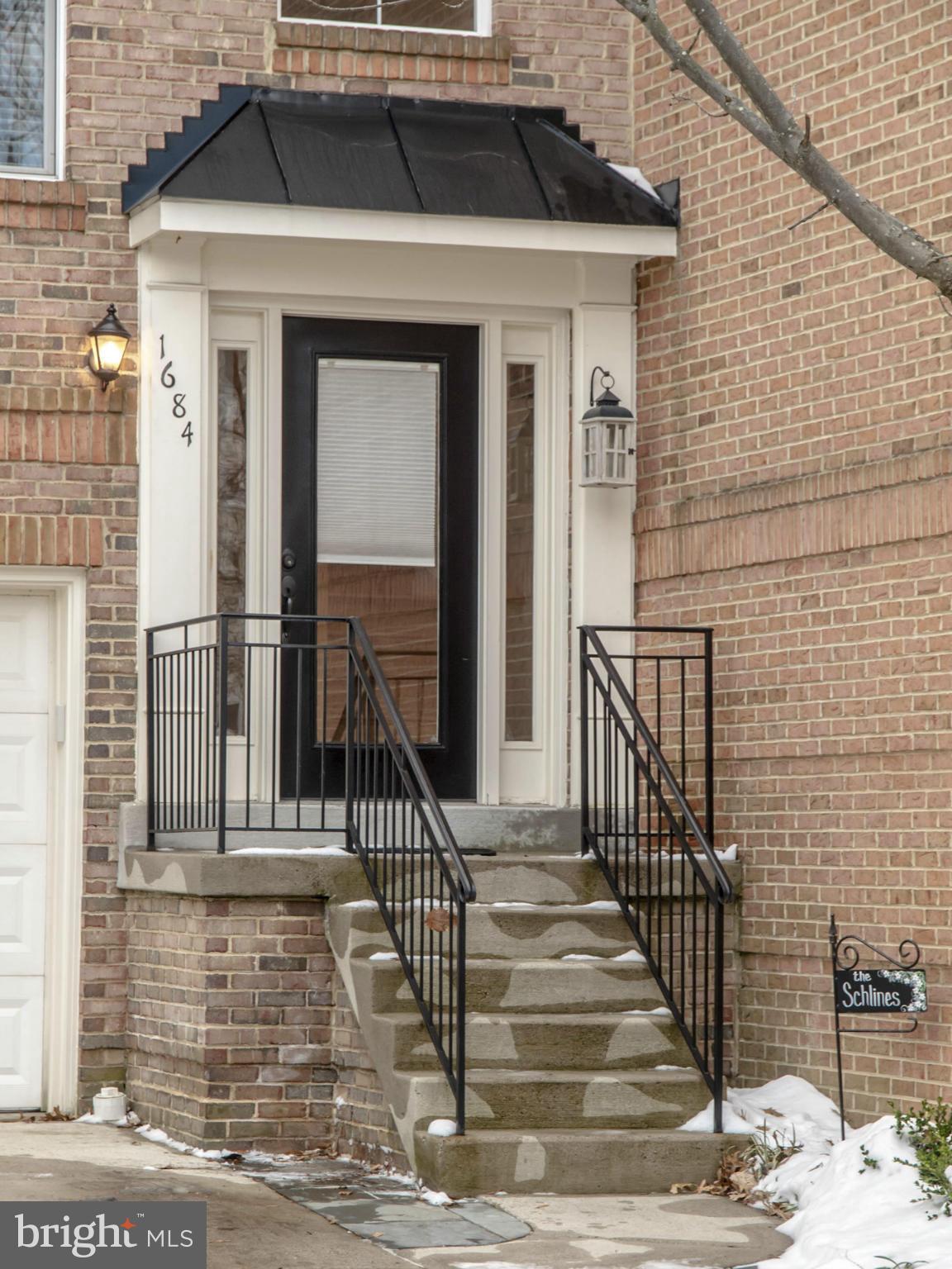1684 Waterhaven Drive Reston, VA 20190 - Photo 2 of 30 Exterior (Front)