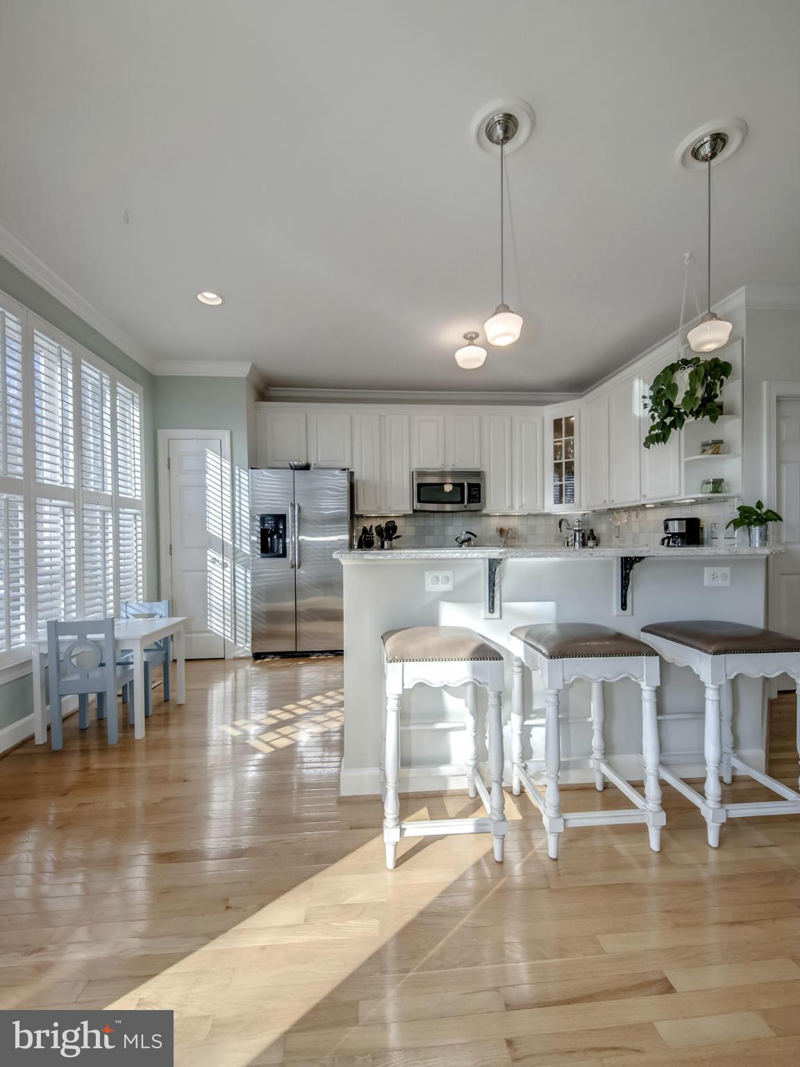 1684 Waterhaven Drive Reston, VA 20190 - Photo 12 of 30 Kitchen