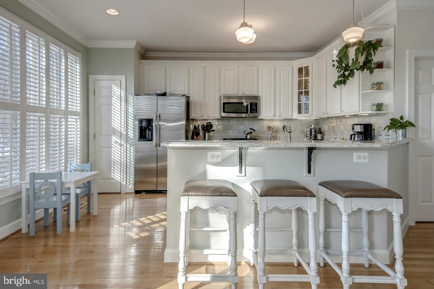 1684 Waterhaven Drive Reston, VA 20190 - Photo 13 of 30 Kitchen